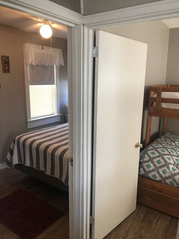 Arnolds Park Cozy Cottage & Gazebo Steps to Okoboji Lake & Park in Arnolds Park, Dickinson County