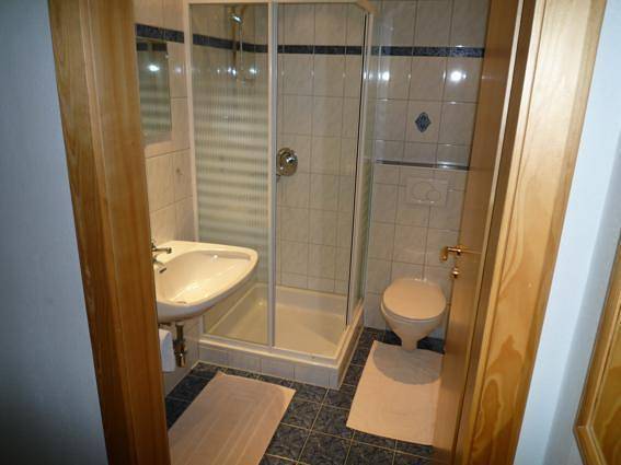 Ferienwohnung für 3 Personen, mit Balkon und Garten im Stubaital - 2