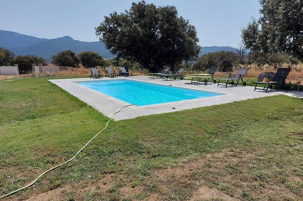 Villa Avec Piscine à 5M des Plages in Serra di Ferro, Ajaccio e dintorni