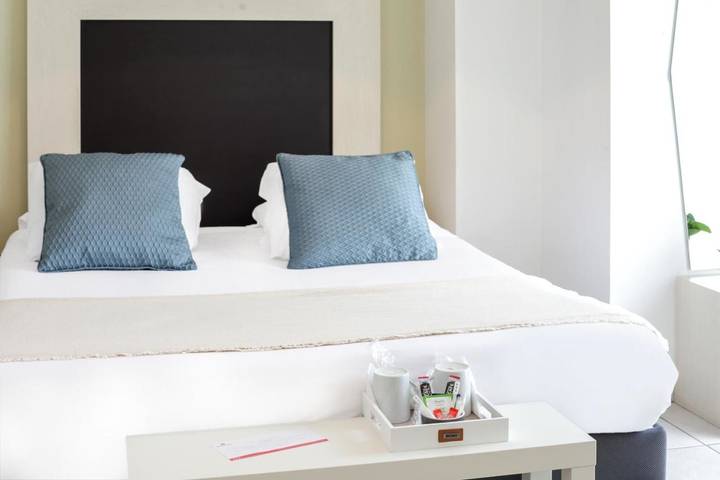 Location de vacances pour 2 personnes, avec jardin et piscine, animaux acceptés à Saint-Jean-d'Illac - 2