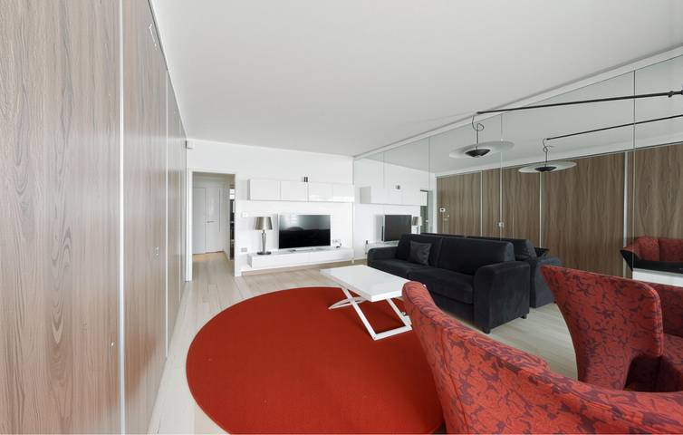 Appartement de vacances entier, Appartement avec vue sur la mer, terrasse et parking, à 2,5 km de la plage La Madrague in Villeneuve-Loubet Plage, Villeneuve-Loubet