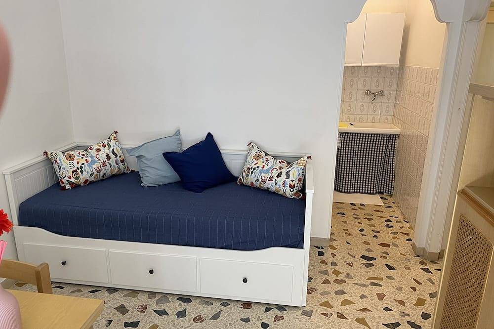 Entire apartment, Sea Front Apartment in Riviera delle Palme