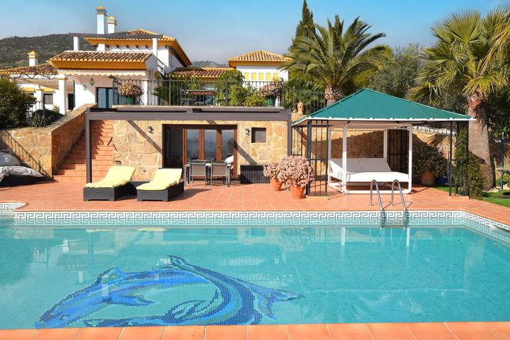 Ferienhaus für 7 Personen, mit Sauna und Whirlpool sowie Garten, mit Haustier in Antequera
