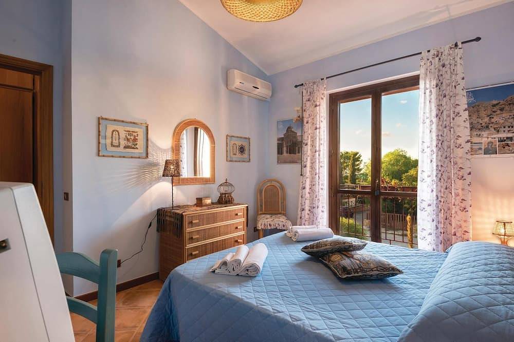 Strandhaus mit 2 Schlafzimmern in Cornino (Tp) in Custonaci, Trapani Provinz