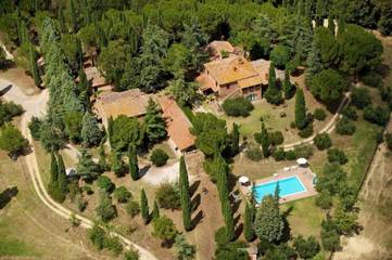 Gîte pour 2 personnes, avec piscine et jardin à Chiusi