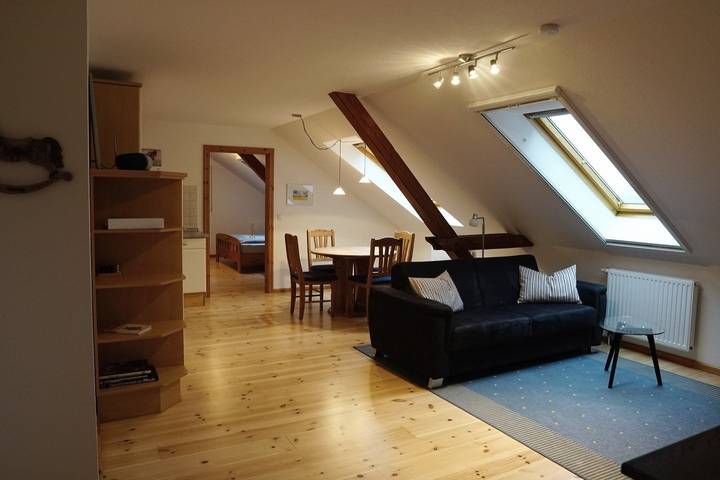 Ferienwohnung für 4 Personen, mit Garten und Balkon, mit Haustier