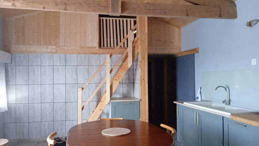 Gîte pour 6 personnes, avec terrasse et piscine à Mortagne-sur-Gironde - 3