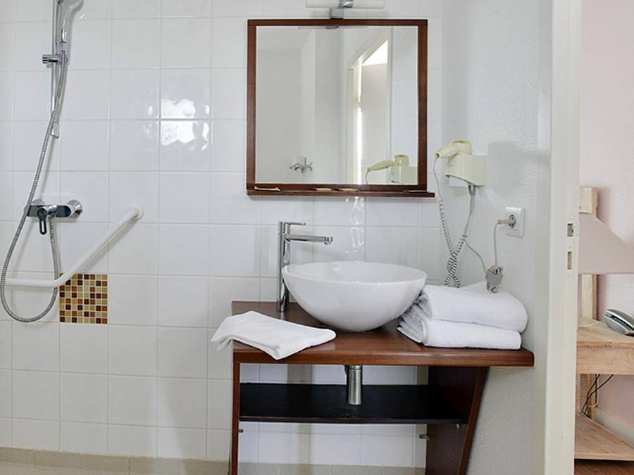 Résidence le Domaine du Chateau - Vacancéole - Studio 2 persons - Studio 2 people in Lagord, La Rochelle region