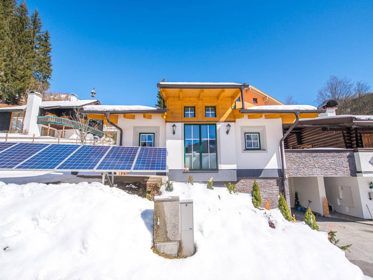 Freistehendes Chalet mit privatem Carport
 in Viehhofen, Saalbach-Hinterglemm