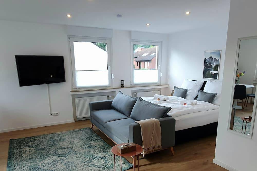 Appartamento intero, City-chalet-quiet-newly renovated-kitchen-bathroom with daylight- free parking in Weitmar, Bochum