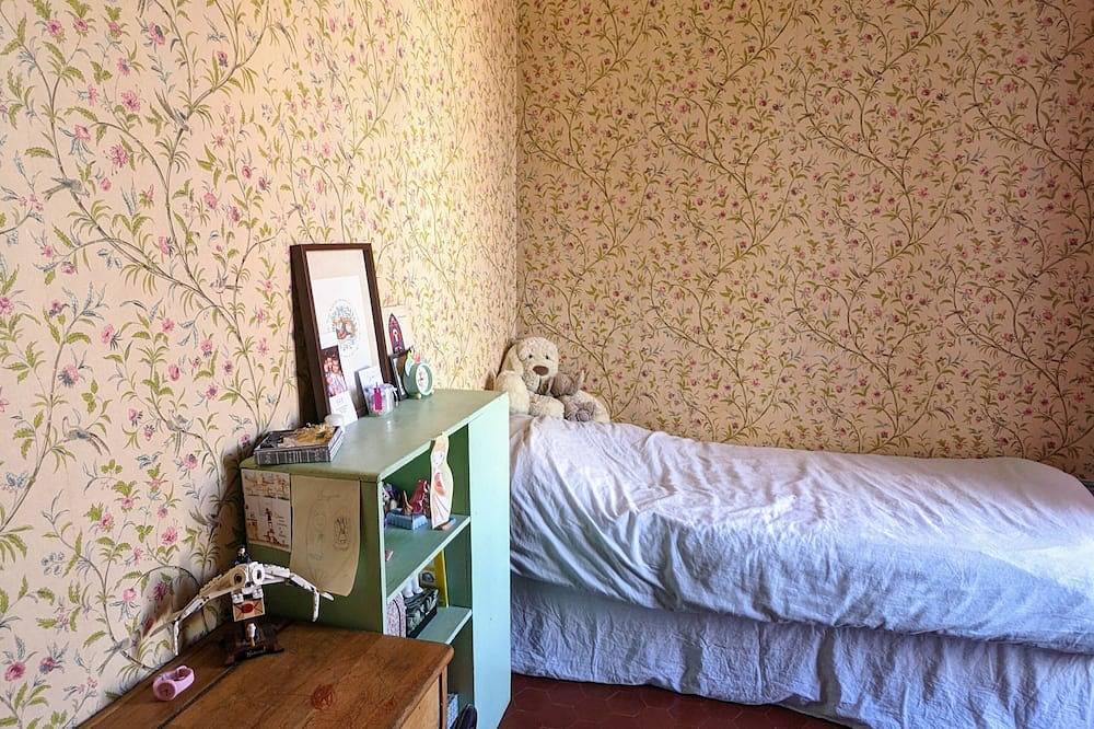 Villa provençale avec cour, jardin et vue mer in Provence