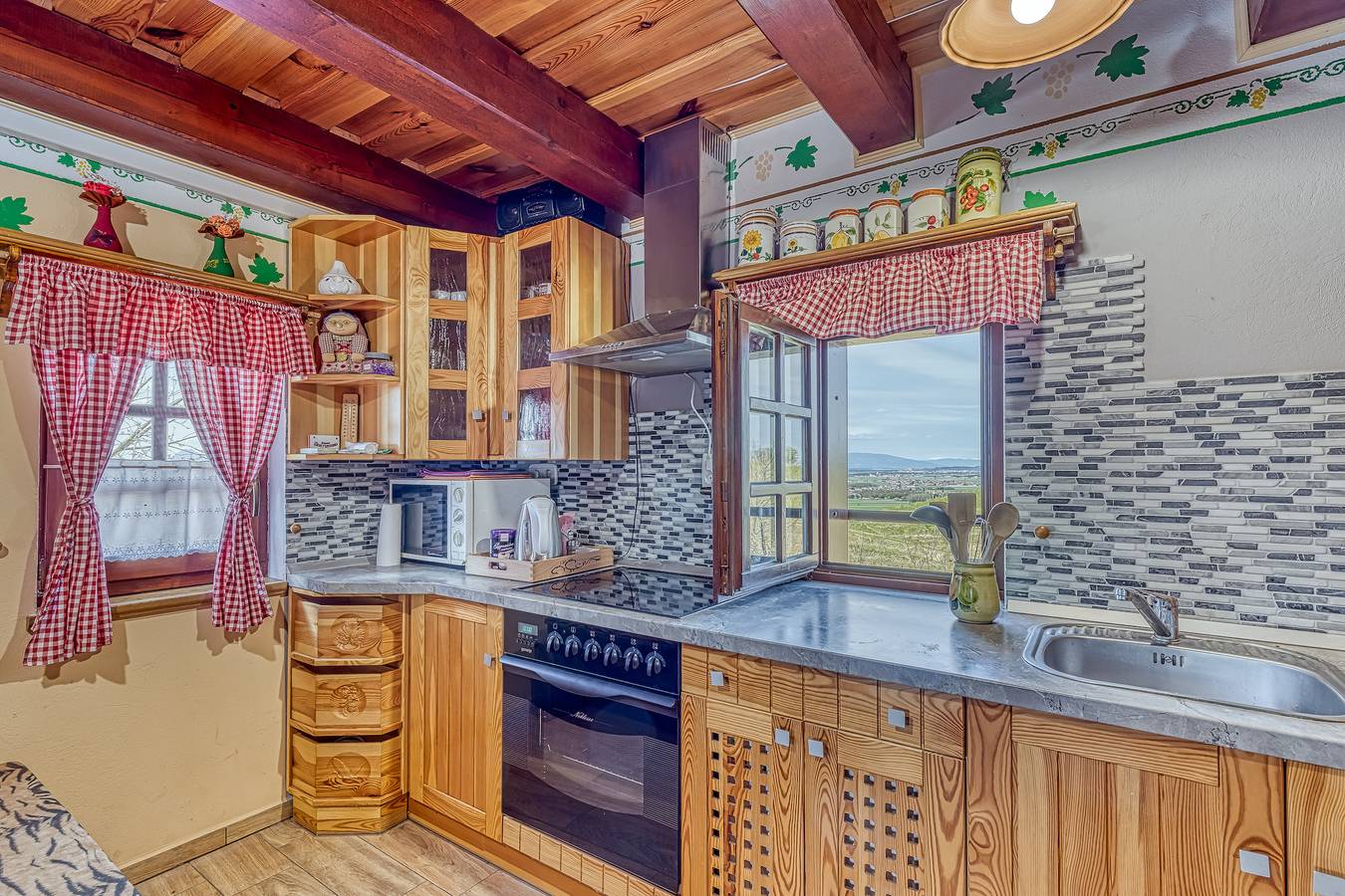 Vineyard Cottage Vesna Lake View in Untersteiermark