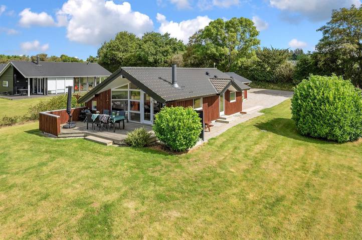 Ferienhaus mit Meerblick für 8 Personen, mit Terrasse auf Fünen