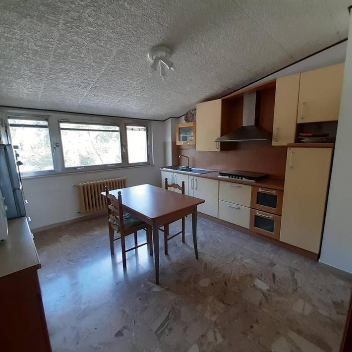 Gîte pour 4 personnes, avec vue sur le lac ainsi que terrasse et vue à Penne - 3