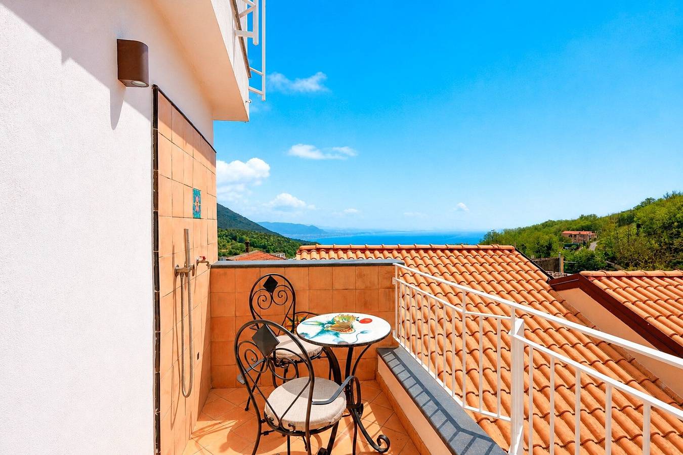 Casa Rosaria Sea View com Vista Mar, Wi-Fi e Ar Condicionado in Vietri sul Mare, Costa Amalfitana