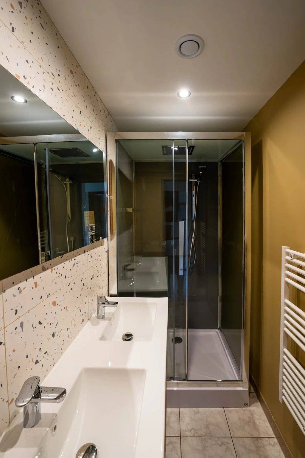 Appartement entier, Zecamping 4* animé piscine couverte animaux acceptés locatif Tv Lv in Granges-Aumontzey, Parc naturel régional des Ballons des Vosges