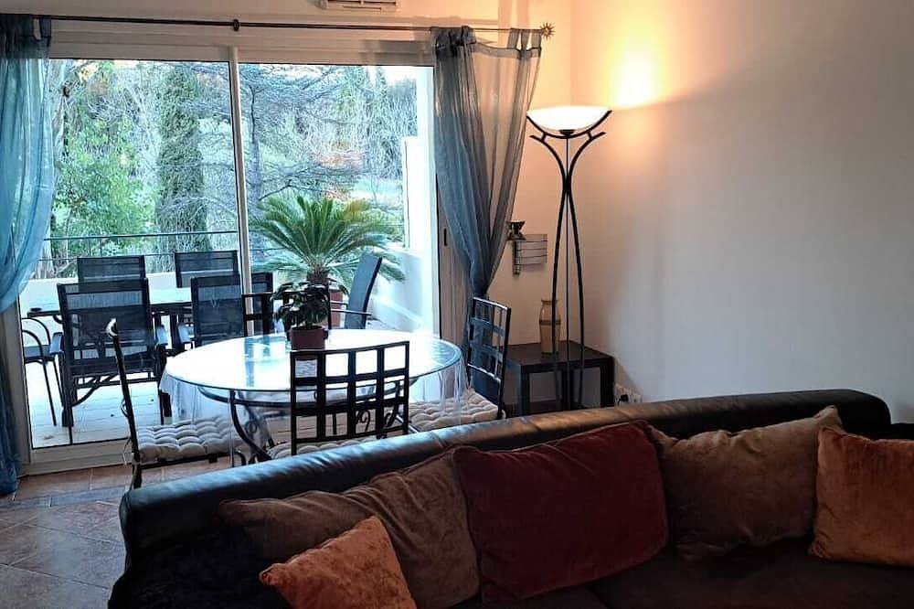 Hel leilighet, Location Saisonnière Appartement T2 au Coeur du Victoria Golf Club Valbonne in Valbonne, Cannesregionen