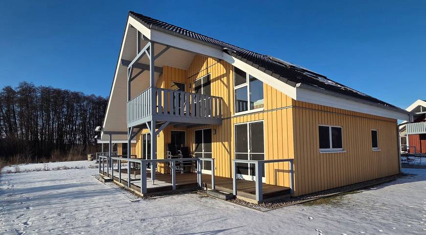 Ferienhaus für 8 Personen, mit Sauna und Garten sowie Whirlpool, mit Haustier in Mirow