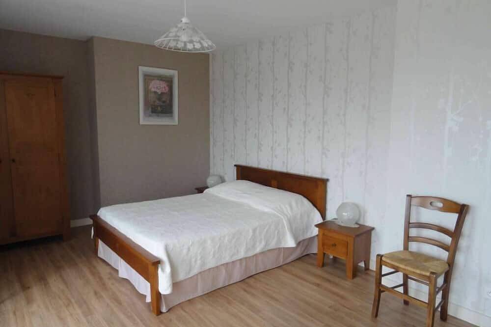 Gerenoveerd herenhuis, helder, met tuin - Goedgekeurd Cottage Frankrijk in Sainte-Croix-du-Bocage, Vire und omgeving