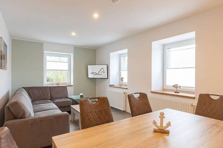 Ferienhaus für 4 Personen, mit Garten in Holtgast