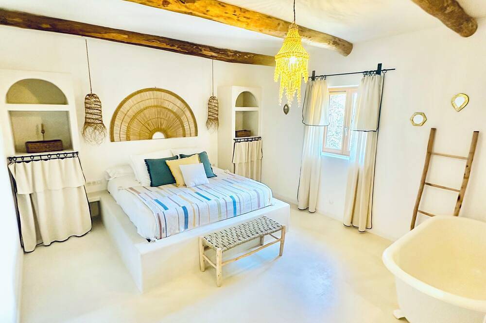 La Casa D’Ange Bergerie de luxe 🌟🌟🌟🌟🌟piscine chauffée en Balagne 3 chambres in Lama, Région de Calvi