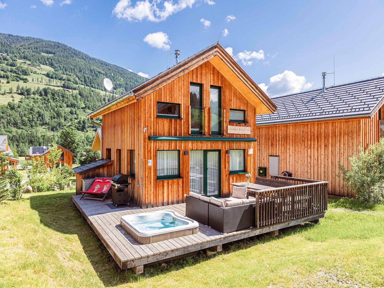 Lavish chalet with whirlpool in St. Georgen ob Murau, Sankt Georgen am Kreischberg
