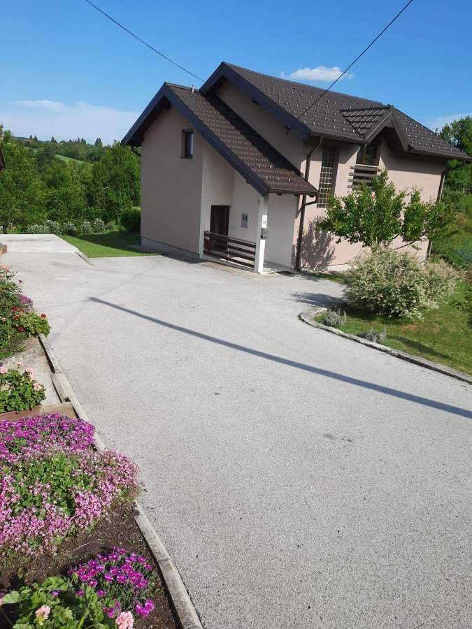 Ferienhaus für 2 Personen, mit Terrasse und Garten sowie Ausblick