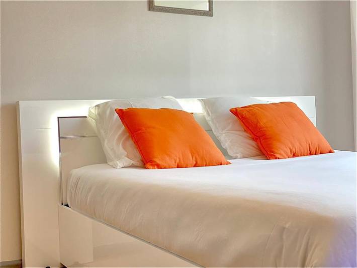 Gîte pour 2 personnes, avec piscine à Écully - 2