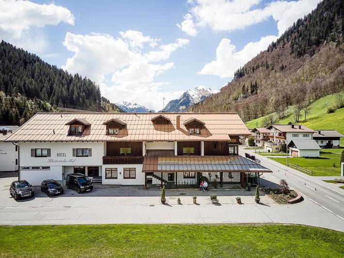 Hotel für 2 Personen, mit Ausblick und Garten sowie Sauna, mit Haustier in Klösterle am Arlberg