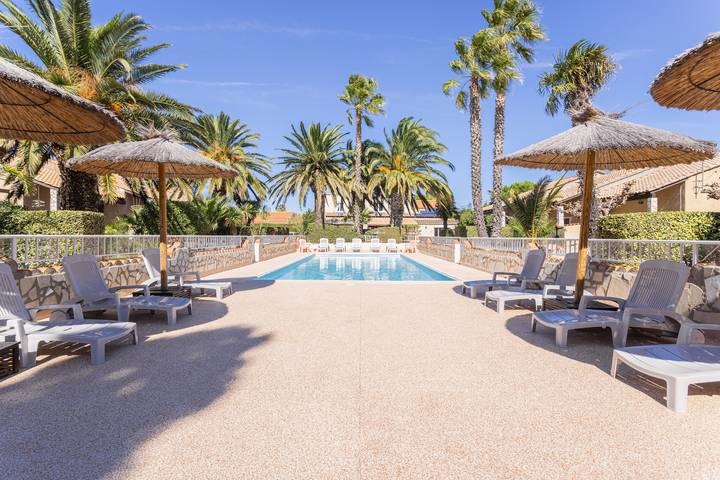 Location de vacances pour 7 personnes, avec Jardin à Roquefort-des-Corbières - 2