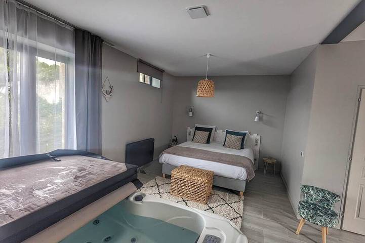 Chambres D'hôtes Avec Jacuzzi Privatif in Treuzy-Levelay, Seine-et-Marne