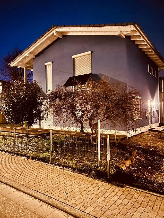 Casa de vacaciones para 10 personas, con vistas y jardín - 1