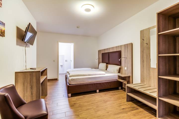 Hütte für 6 Personen, mit Balkon und Terrasse sowie Sauna und Ausblick in Sachsen - 3