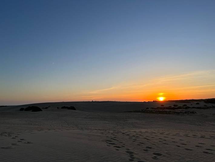 Vacation house for 10 people, with pool and yard as well as balcony and hot tub in Nags Head