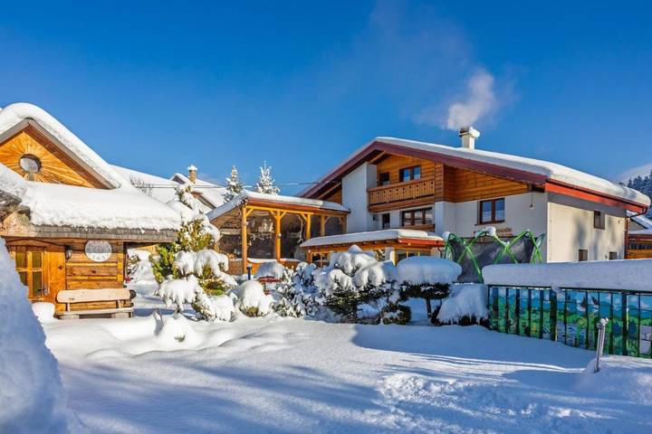 Dom gościnny dla 5 osób, z sauna i basen oraz jacuzzi i ogród, Dla rodziny - 1