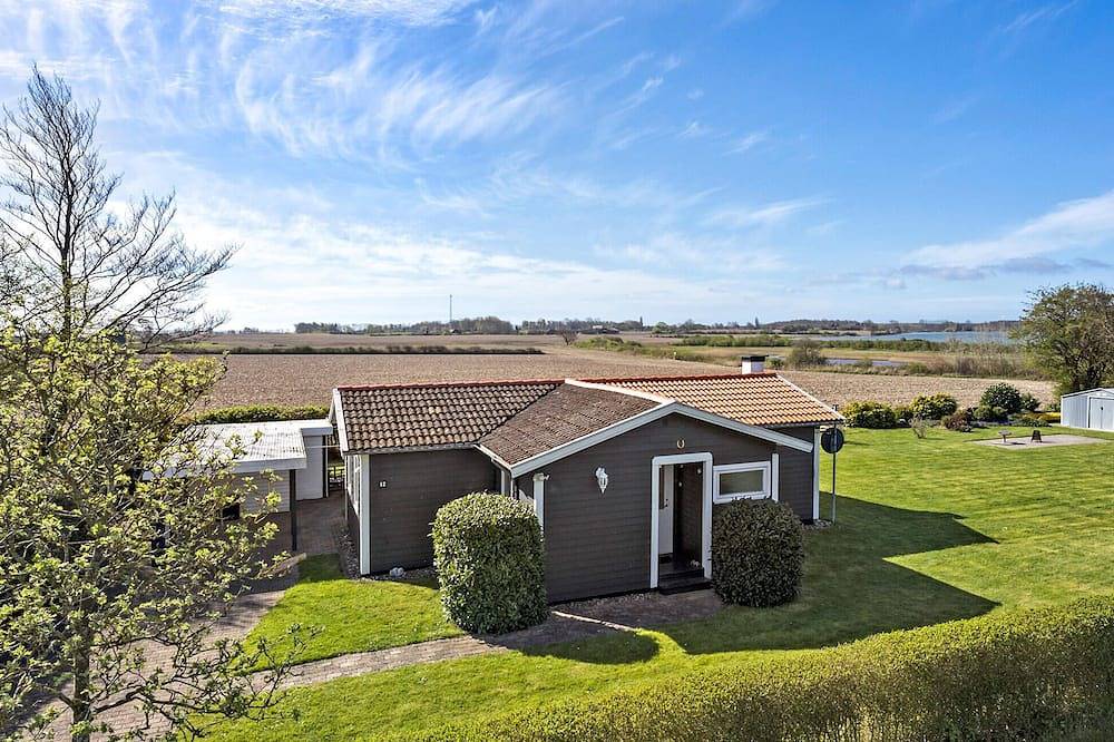 Gorgeous home in Svendborg with Wifi in Stenodden, Tåsinge