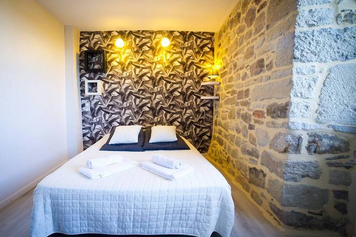 Location de vacances pour 15 personnes, avec terrasse, animaux acceptés dans Sévérac-d'Aveyron - 2