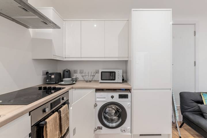 Apartamento vacacional entero, Central - Sleeps 2 - Near Transport - Paid Parking in Kent