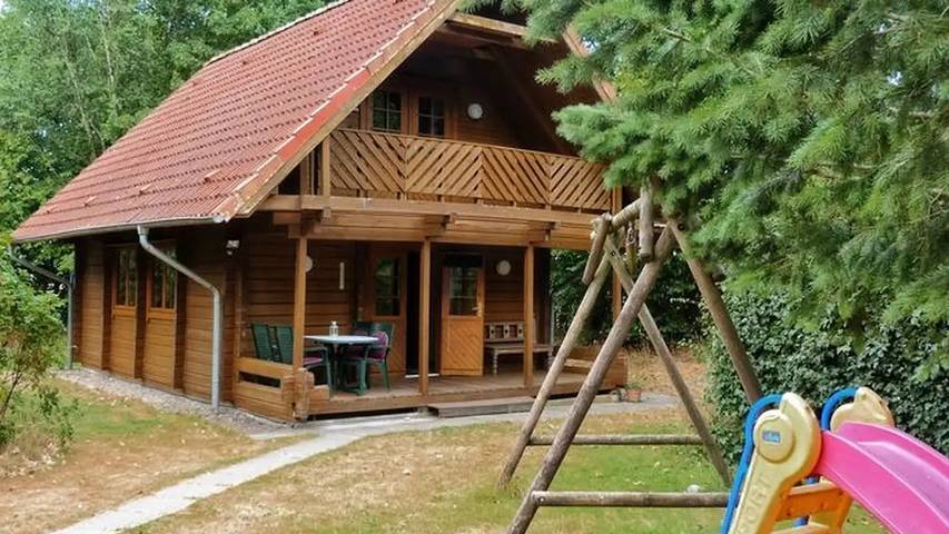 Ferienhaus für 6 Personen, mit Balkon und Terrasse sowie Garten in Eider-Treene-Sorge