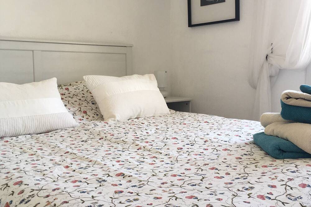 Pézenas; Petite jolie villa dans une residence securisée - avec piscine communal in Pézenas, Côte méditerranéenne (France)