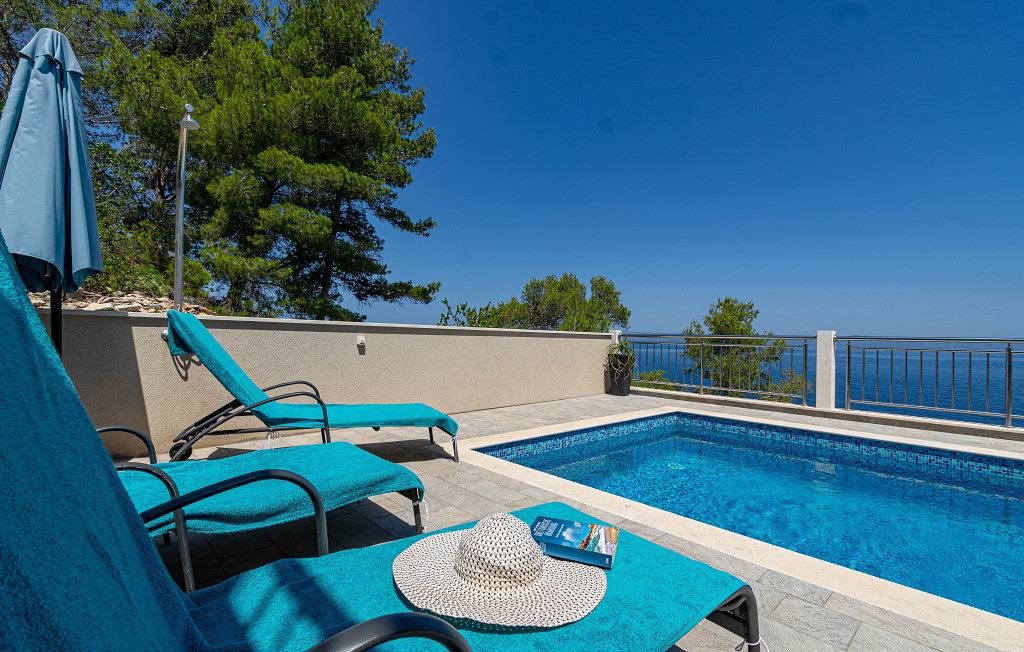 Villa Antonia by Villas Guide in Blato, Korcula