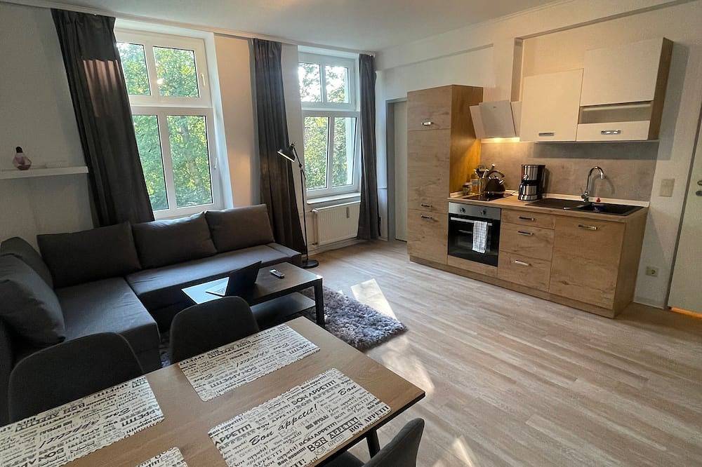 Ganze Wohnung, Gemütliches Studio mit Blick auf den Kurgarten in Bad Rothenfelde, Osnabrücker Land