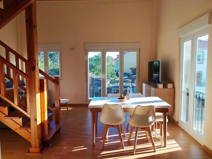 Apartamento de vacaciones para 6 personas, con jardín y vistas - 1