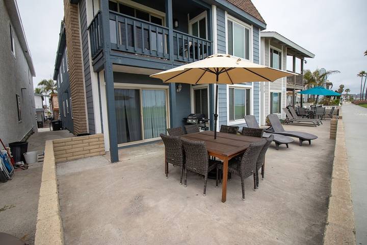 Vacation rental for 8 people, with terrace and yard in Balboa Peninsula