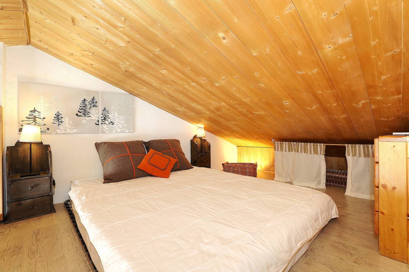 Appartement entier, Appartement Refuge sur Pistes : Plagne Village, vue montagne, balcon et Wi-Fi in Plagne Villages, La Plagne-Tarentaise