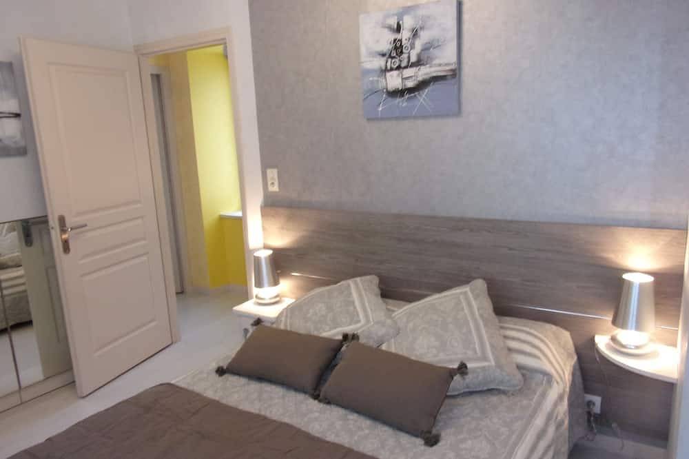 Casa junto al río Tarn, calma, descanso, familia ideal 4 personas in Réquista, Macizo Central