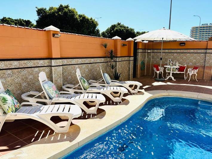 Villa pour 12 personnes, avec vue ainsi que balcon et piscine à Torremolinos - 3