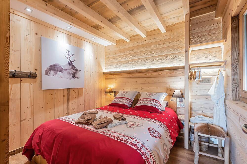 * New * Chalet \"Under The Rock\" 14 Pers - Sauna, Spa, Pool, Cinema, Disco in Le Tholy, Épinal region