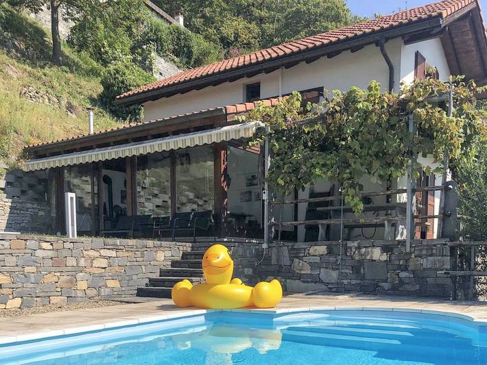 Maison de vacances pour 5 personnes, avec piscine et vue ainsi que vue sur le lac et jardin - 1