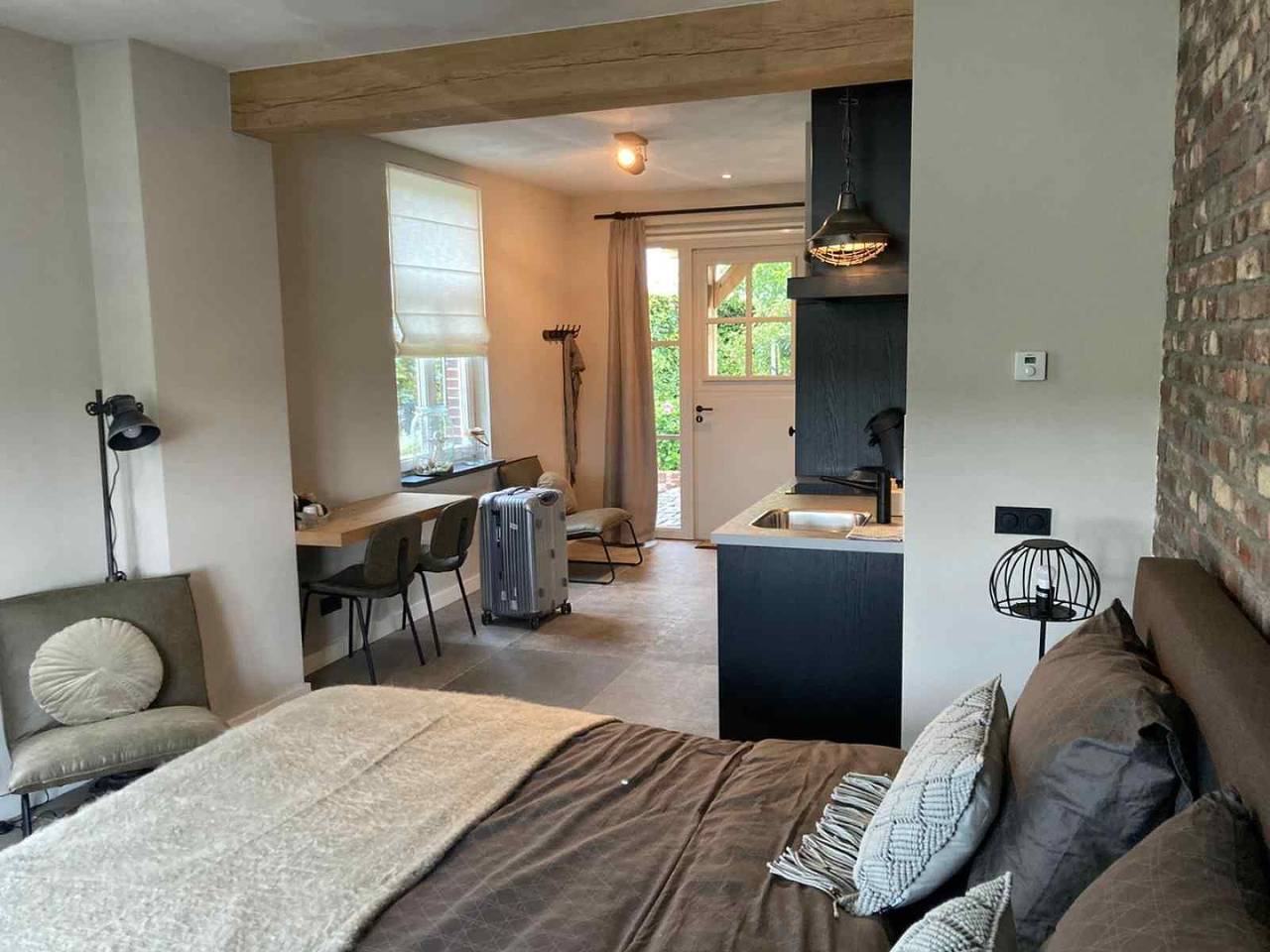 Ganzes Studio, Zwei schöne 2-Personen-Studios nebeneinander in der Nähe von Roermond und der Maas. in Limburg (Niederlande)